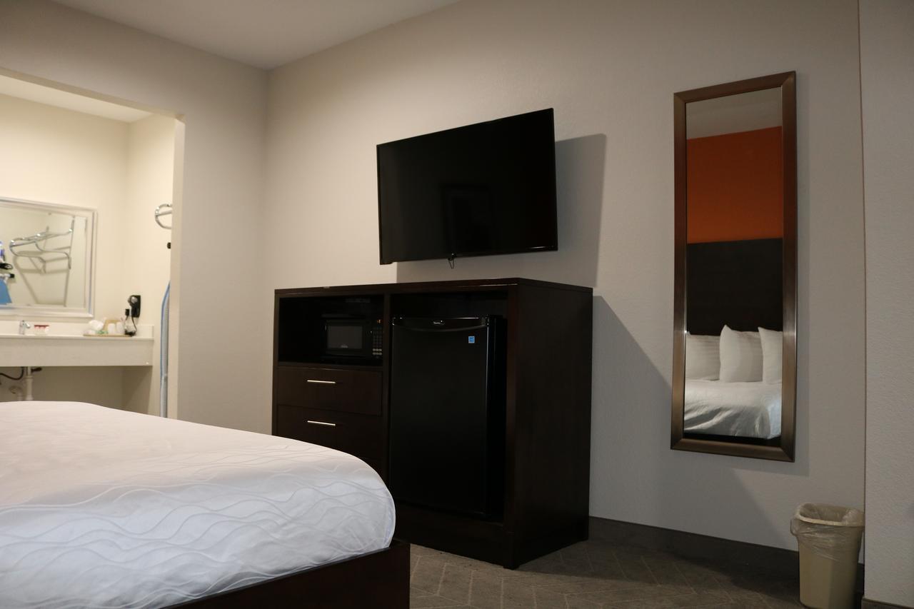 Scottish Inn & Suites - Iah Airport ハンブル エクステリア 写真