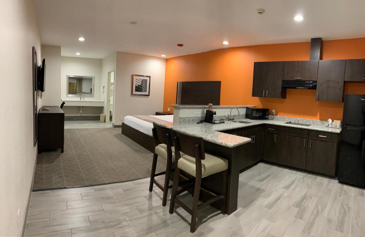Scottish Inn & Suites - Iah Airport ハンブル エクステリア 写真